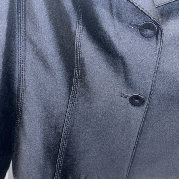 Albert Nipon Navy Wool Silk Blend  short Jacket/Blazer Sz 10 two button classic - Picture 3 of 10